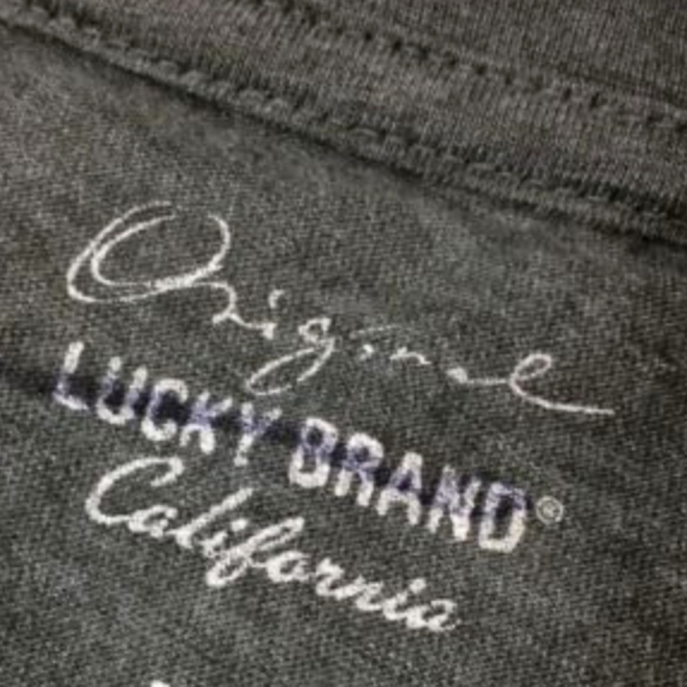 NEW Lucky Brand Mens Short Sleeve Graphic Tshirt - Picture 5 of 5